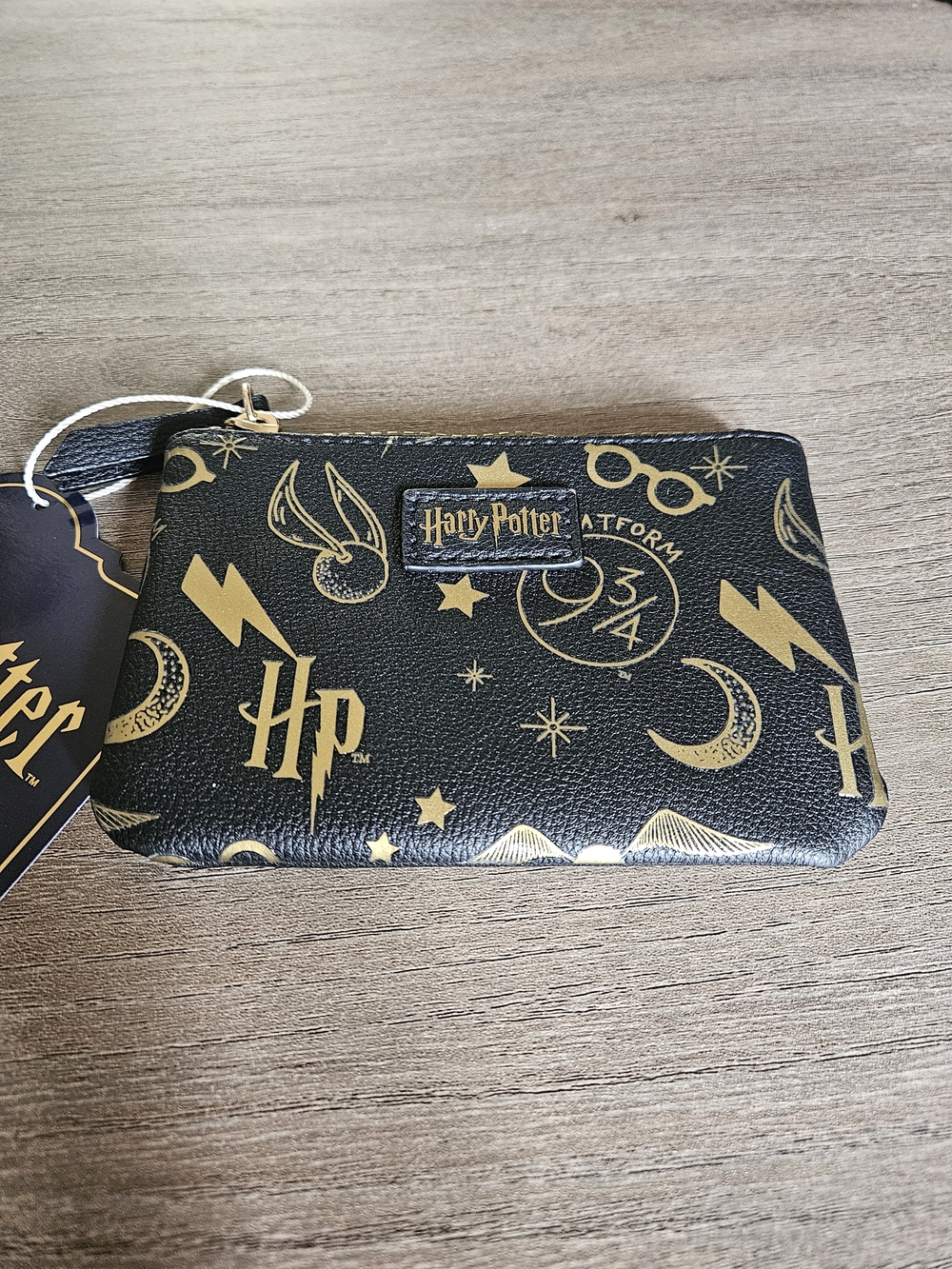 Warner Bros. Black and Gold Harry Potter Zip Pouch